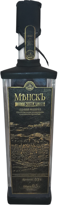 Водка «Мѣнскъ» в декоративном оформлении кожматериалом
